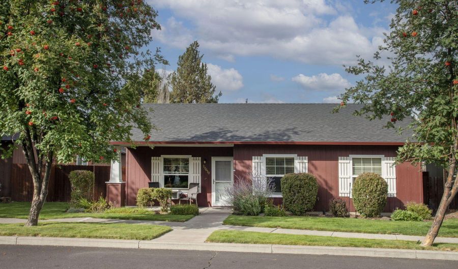 20650 Honeysuckle Ln, Bend, OR 97702 - 3 Beds, 2 Bath