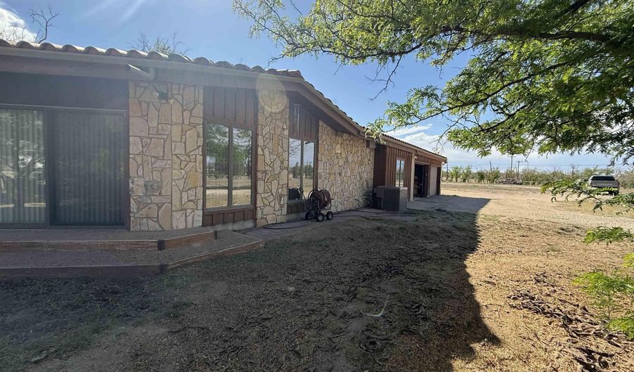 1628 N Guadalupe St, Carlsbad, NM 88220 - 3 Beds, 2 Bath