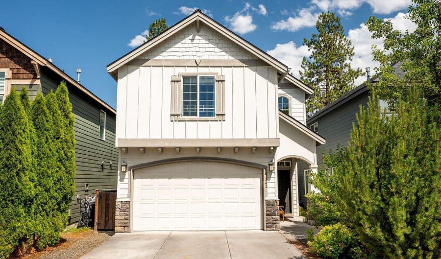 61342 Huckleberry Pl, Bend, OR 97702 - 3 Beds, 3 Bath