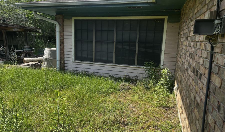 9705 Cotton Loop, Abbeville, LA 70510 - 3 Beds, 3 Bath
