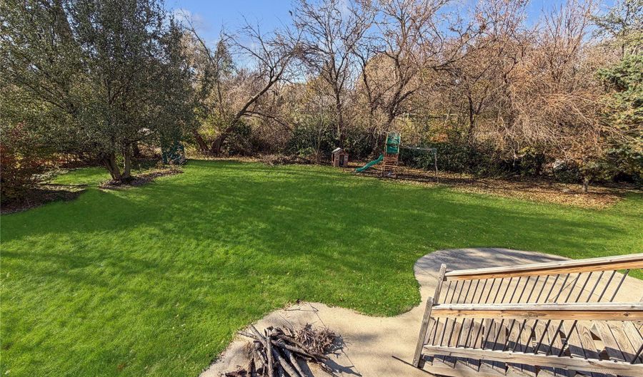 3226 SW Townpark Cir, Ankeny, IA 50023 - 3 Beds, 4 Bath