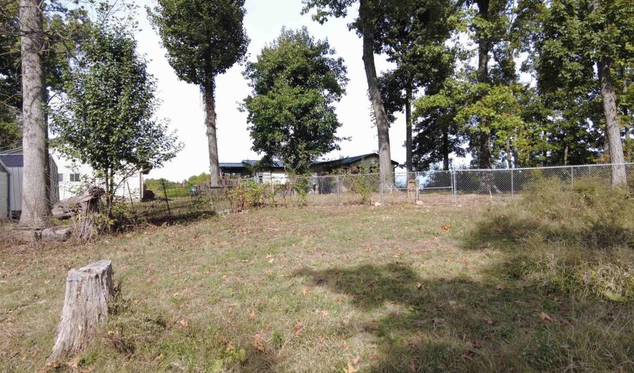 10056 E State Road 54 Hwy, Bloomfield, IN 47424 - 3 Beds, 2 Bath