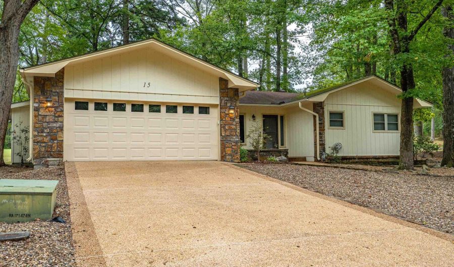 15 Tarifa Ln, Hot Springs Village, AR 71909 - 3 Beds, 3 Bath