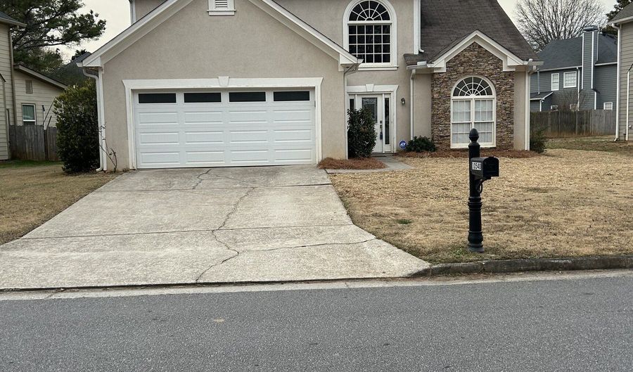 10540 WINDSOR PARK Dr, Alpharetta, GA 30022 - 3 Beds, 2 Bath