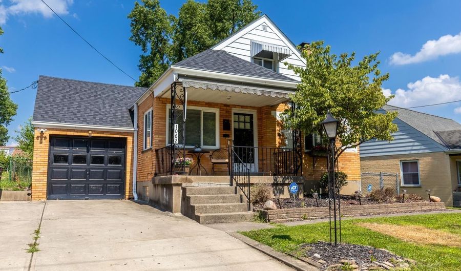 1062 Covedale Ave, Cincinnati, OH 45238 - 4 Beds, 2 Bath