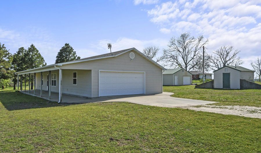 654 Highway T, Aldrich, MO 65601 - 2 Beds, 2 Bath
