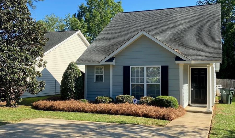 3104 WAX MYRTLE Ln, Albany, GA 31721 - 3 Beds, 2 Bath