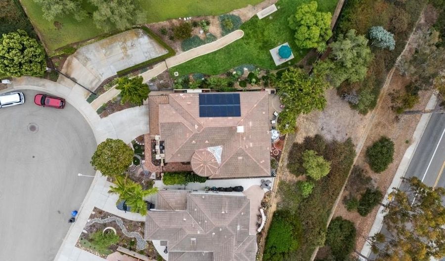 2225 David Pl, Carlsbad, CA 92008 - 5 Beds, 3 Bath
