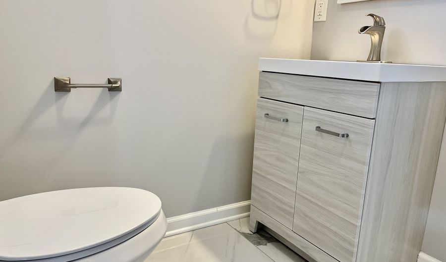 6 Clarkson St, Ansonia, CT 06401 - 4 Beds, 2 Bath