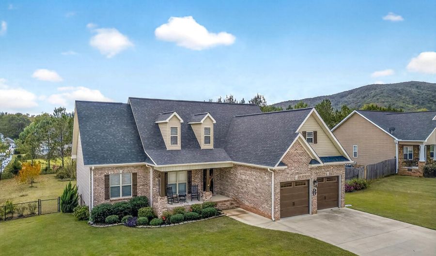 84 FREEDOM Way, Anniston, AL 36207 - 4 Beds, 3 Bath