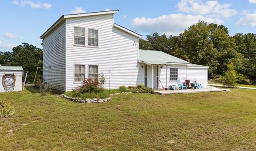 4352 Norfolk Ave, Beggs, OK 74421 - 1 Beds, 2 Bath