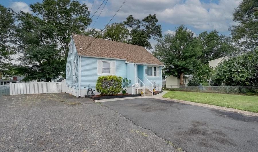 1026 W BROWNING Rd, Bellmawr, NJ 08031 - 3 Beds, 2 Bath