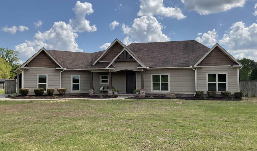 175 Vernon Harvey Rd, Beebe, AR 72143 - 3 Beds, 3 Bath