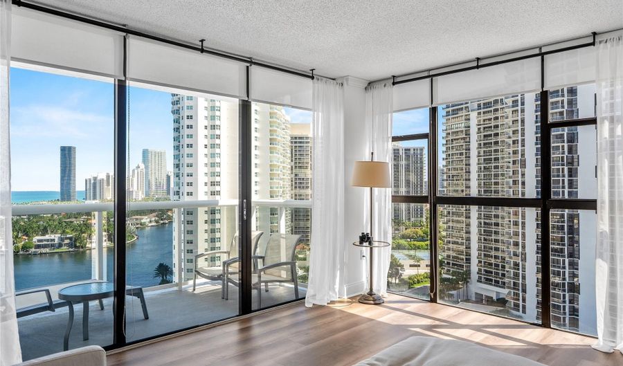 20515 E Country Club Dr 1848, Aventura, FL 33180 - 2 Beds, 2 Bath