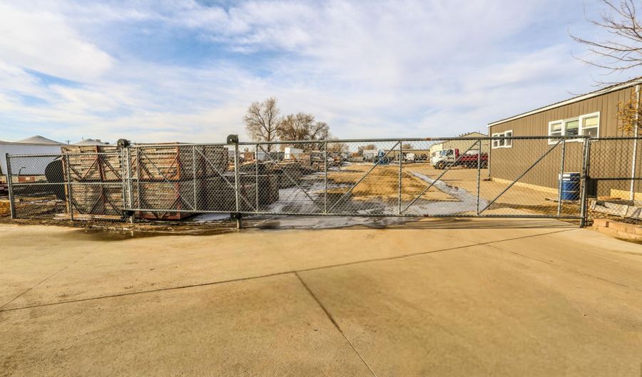 11 N DAKOTA St, Aberdeen, SD 57401 - 0 Beds, 0 Bath