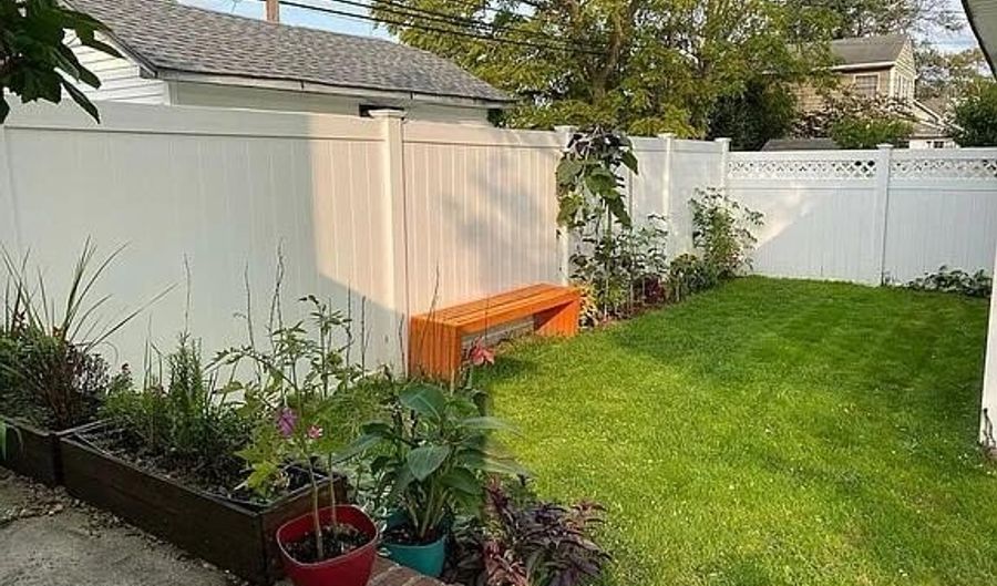 902 E St 904, Belmar, NJ 07719 - 3 Beds, 1 Bath