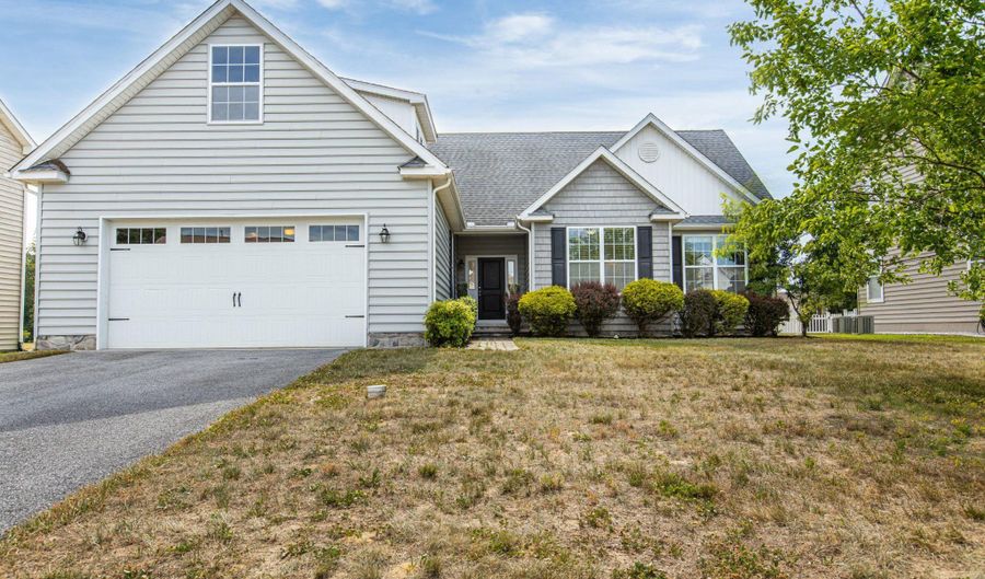 27 SUN Rdg, Felton, DE 19943 - 3 Beds, 2 Bath