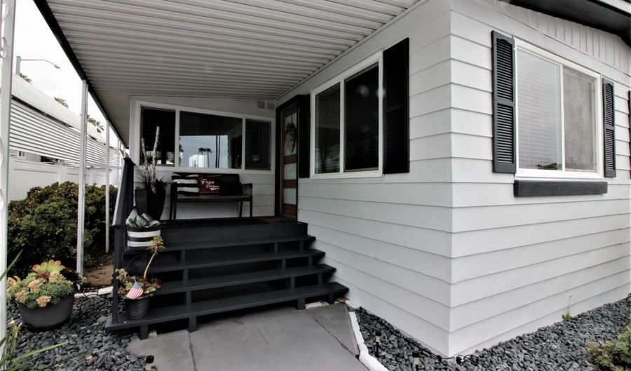 7214 San Bartolo St, Carlsbad, CA 92011 - 2 Beds, 2 Bath