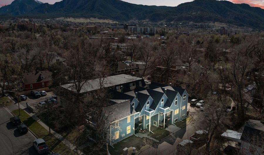 1631 19th St, Boulder, CO 80302 - 21 Beds, 9 Bath