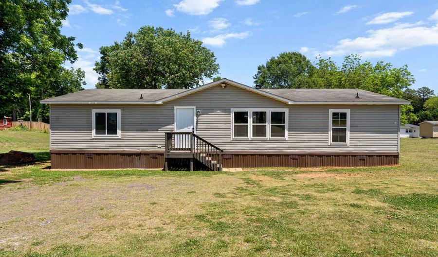 256 Caston Cir, Boiling Springs, SC 29316 - 3 Beds, 2 Bath
