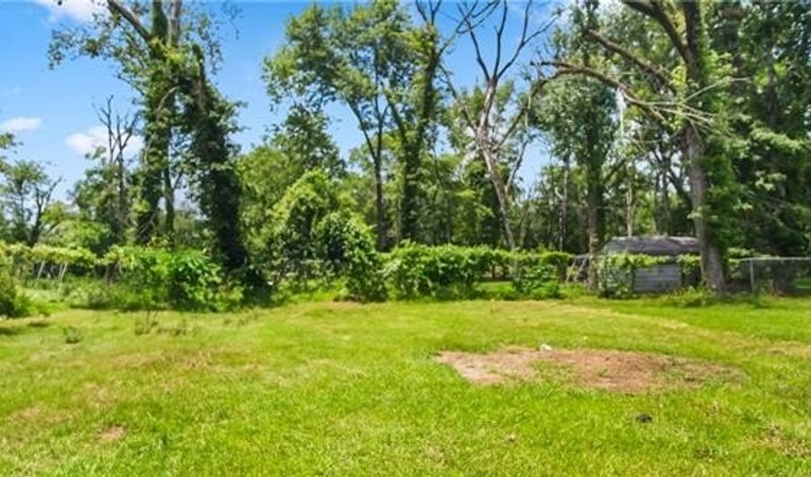 3716 14TH St, Alexandria, LA 71302 - 3 Beds, 1 Bath