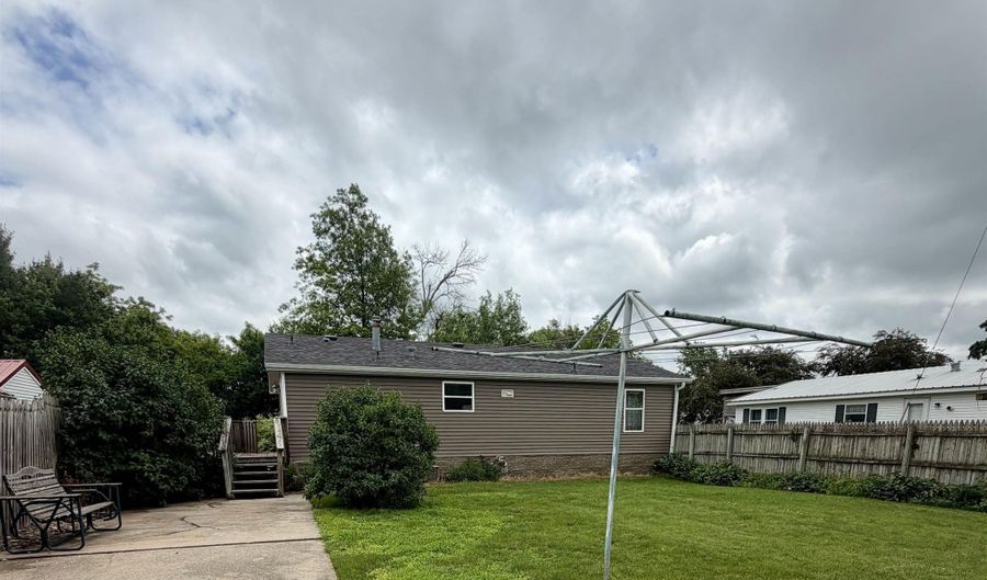 111 Broadway St, Atlantic, IA 50022 - 3 Beds, 2 Bath