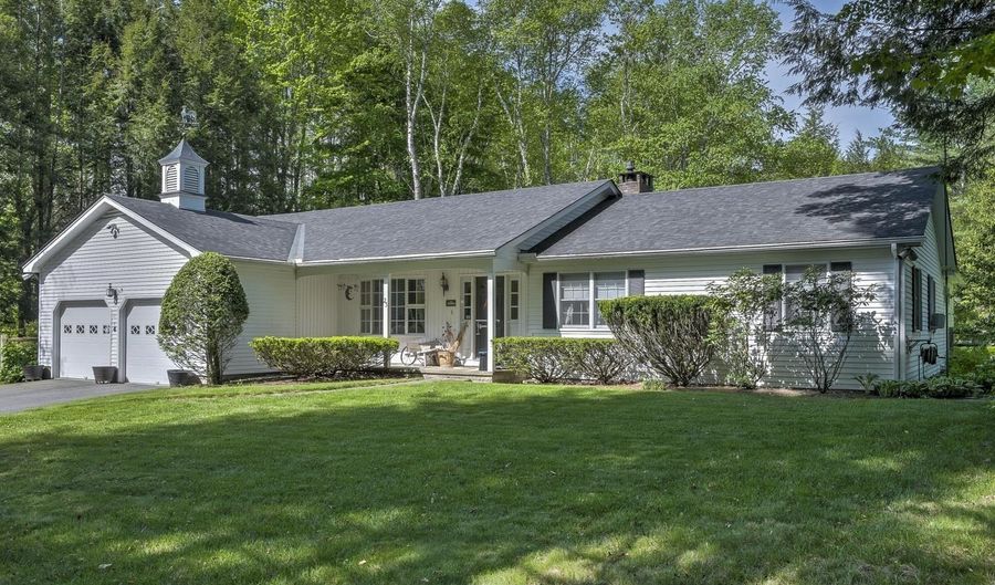 23 Meetinghouse Rd, Brattleboro, VT 05301 - 3 Beds, 3 Bath
