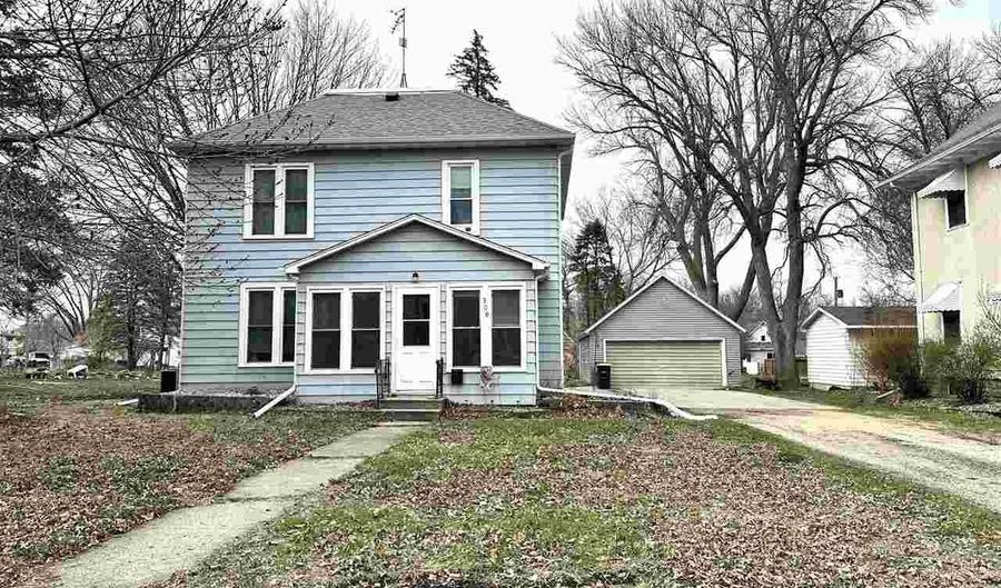 308 W Maine St, Amboy, MN 56010 - 4 Beds, 2 Bath