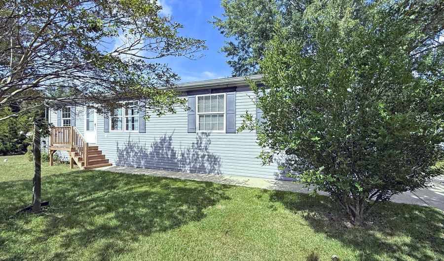 17232 PINE WATER Dr 17, Lewes, DE 19958 - 3 Beds, 2 Bath