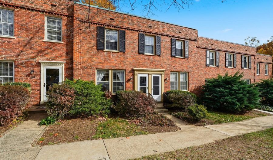 2700 13TH Rd S 510, Arlington, VA 22204 - 2 Beds, 1 Bath