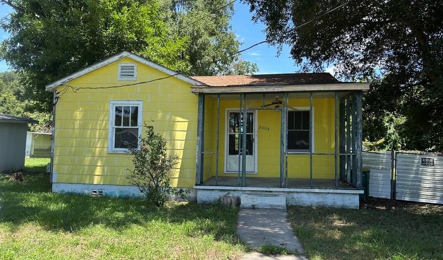 2008 GREATER Ave, Biloxi, MS 39531 - 2 Beds, 1 Bath