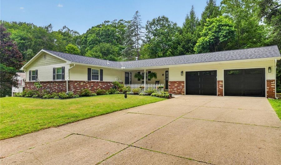 4711 Diane Dr, Ashtabula, OH 44004 - 3 Beds, 2 Bath