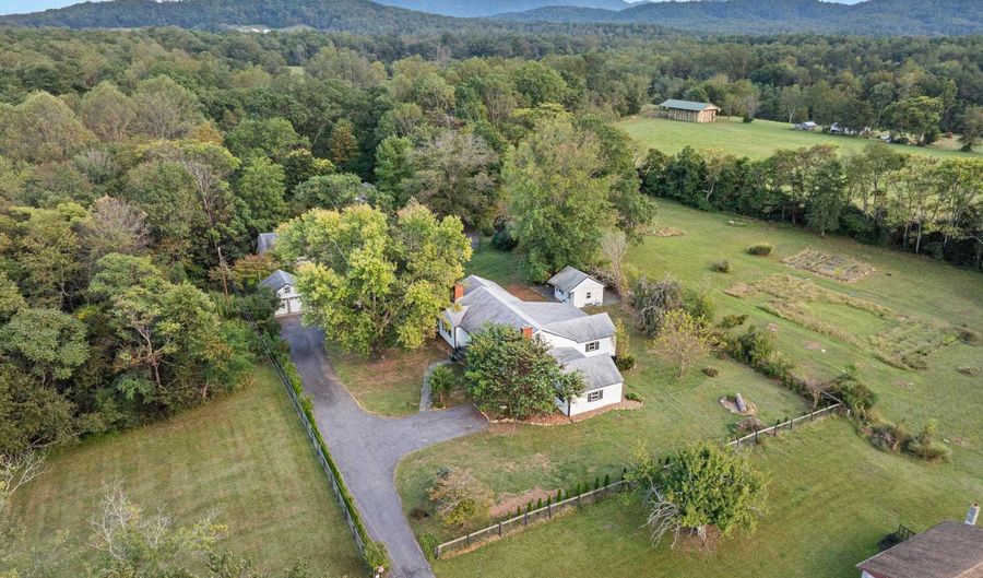 88 WINDHAVEN Ln, Afton, VA 22920 - 5 Beds, 4 Bath