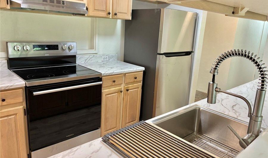 98-360 Koauka Loop, Aiea, HI 96701 - 4 Beds, 2 Bath