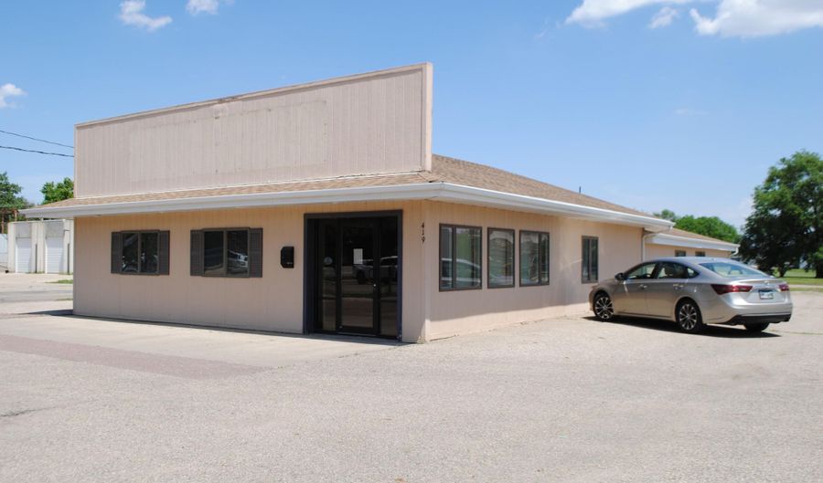 419 S Roosevelt St, Aberdeen, SD 57401 - 0 Beds, 0 Bath