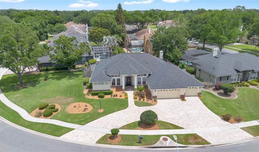 5237 CHISWICK Cir, Belle Isle, FL 32812 - 4 Beds, 3 Bath