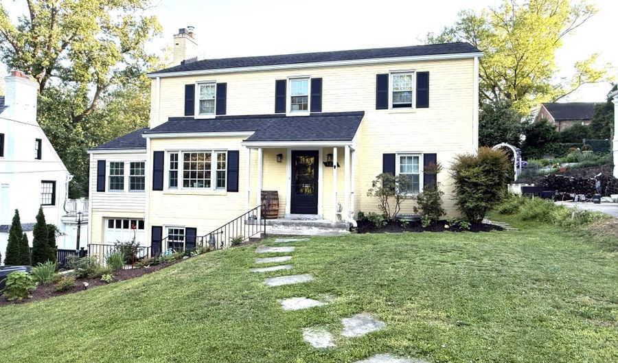 5226 ELLIOTT Rd, Bethesda, MD 20816 - 5 Beds, 3 Bath