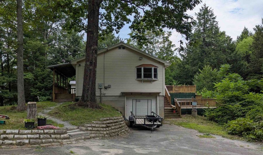 281 Connecticut Heights Rd, Charlestown, NH 03603 - 3 Beds, 1 Bath