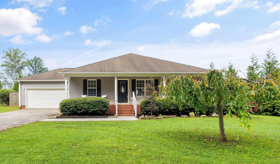106 Belair Dr, Arab, AL 35016 - 3 Beds, 2 Bath