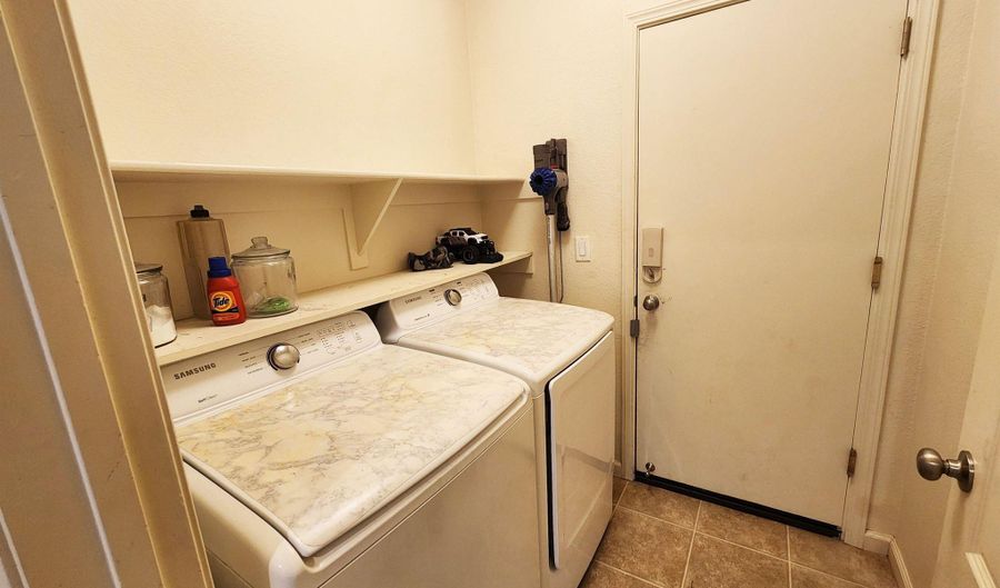 298 Fallen Leaf Ln, Fernley, NV 89408 - 3 Beds, 2 Bath