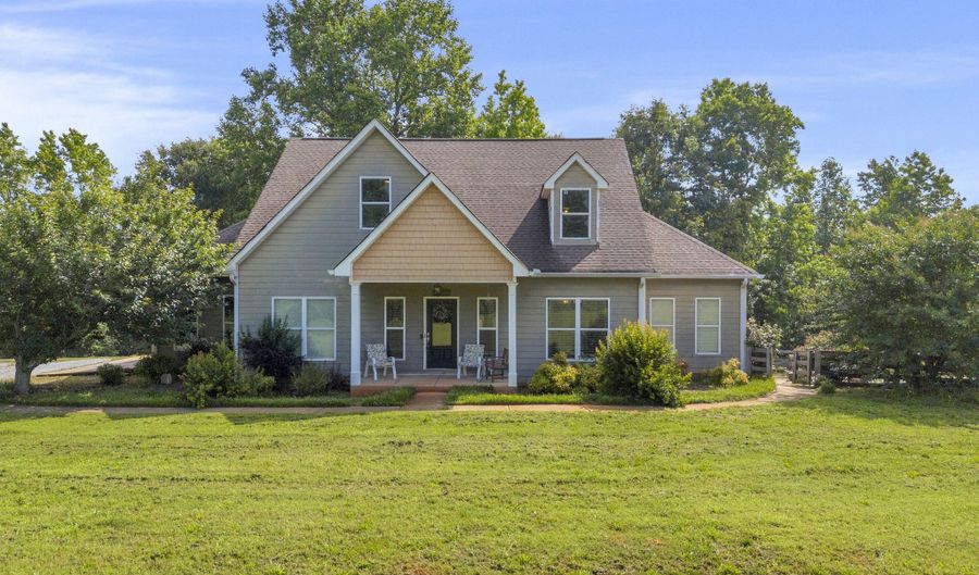 152 Charity, Homer, GA 30547 - 3 Beds, 3 Bath
