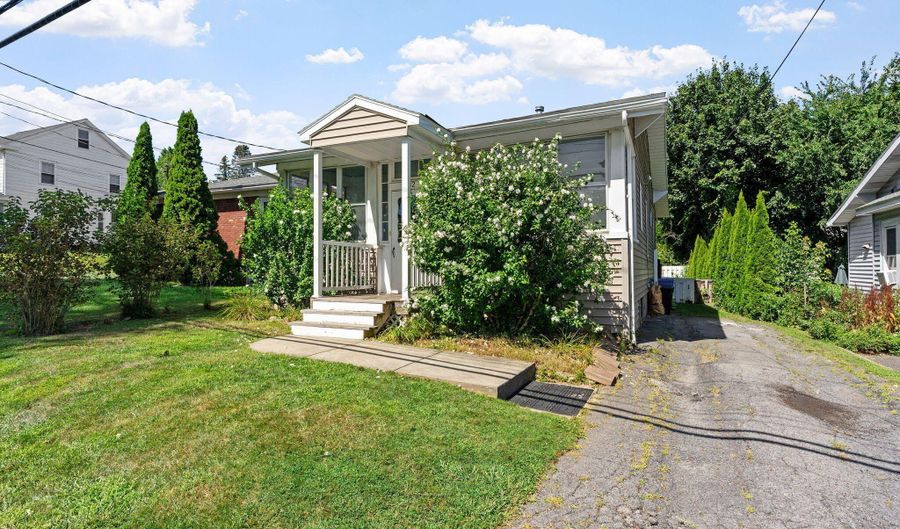 32 Homestead St, Albany, NY 12203 - 2 Beds, 1 Bath