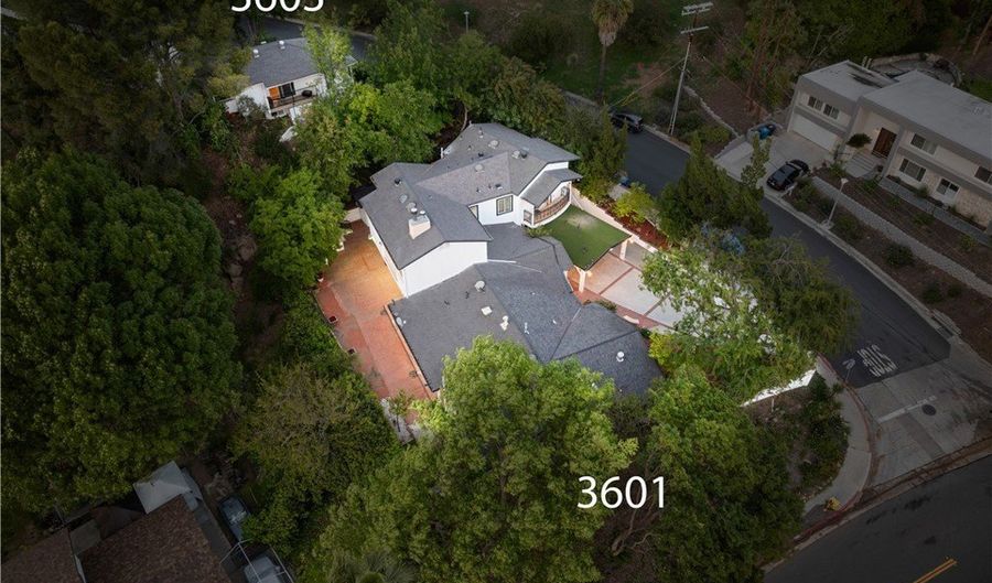 3601 Dellvale Pl, Encino, CA 91436 - 7 Beds, 7 Bath