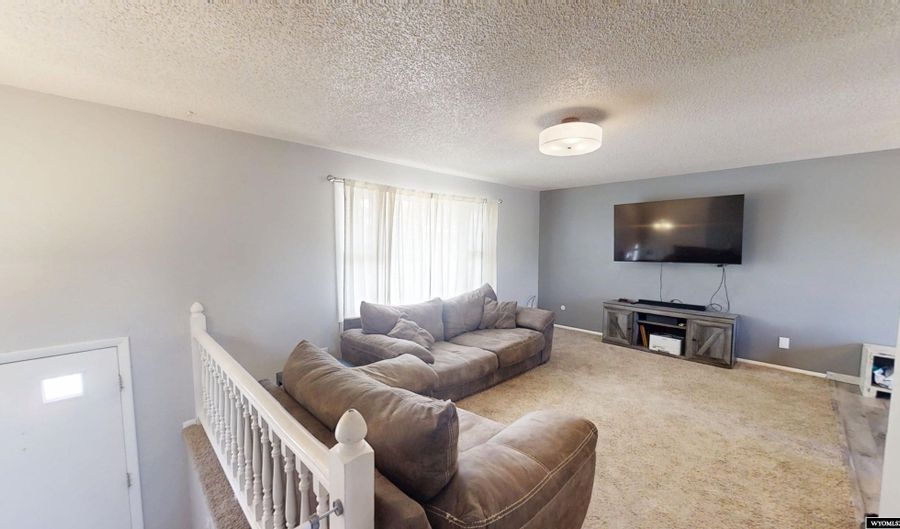 36 Magnolia, Casper, WY 82604 - 3 Beds, 3 Bath