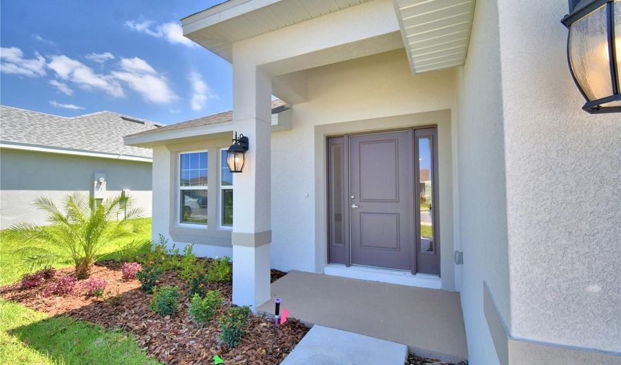 4422 JUNEBERRY Dr, Auburndale, FL 33823 - 4 Beds, 3 Bath