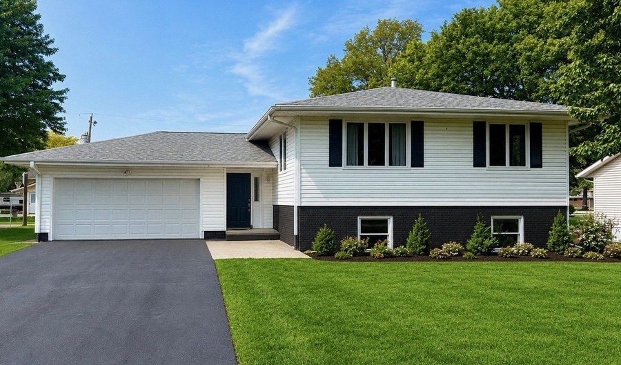 506 S STATE St, Annawan, IL 61234 - 3 Beds, 3 Bath