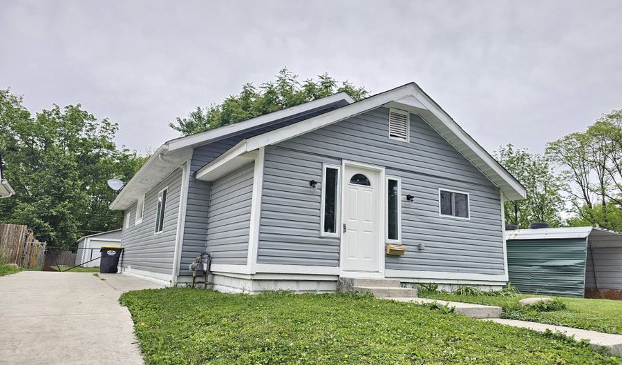 1720 Johnson Ave, Anderson, IN 46016 - 3 Beds, 1 Bath