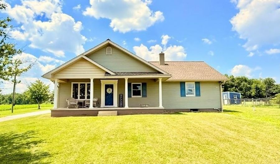 1660 SWORD, Adrian, MI 49221 - 4 Beds, 3 Bath