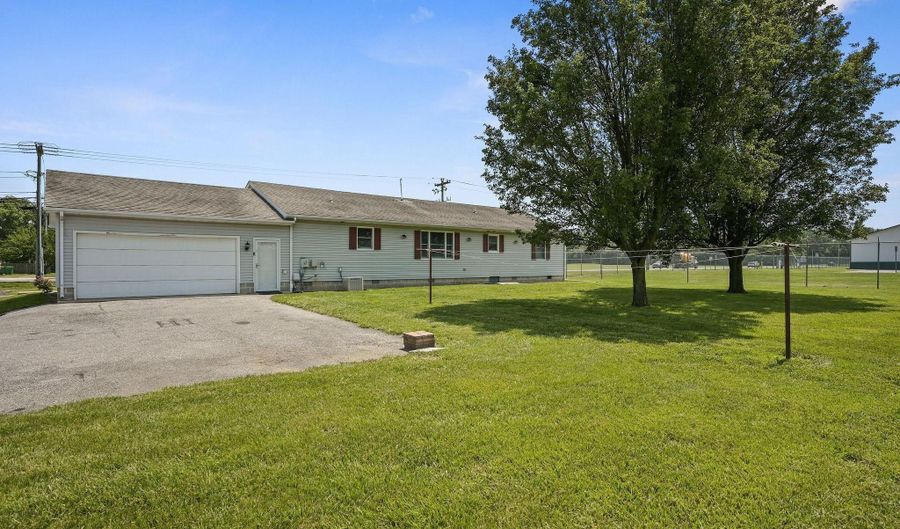 67 MAIN St, Cheswold, DE 19936 - 3 Beds, 2 Bath