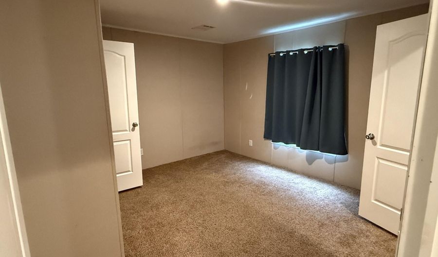 3105 NW Parrish Ave, Altha, FL 32421 - 5 Beds, 3 Bath